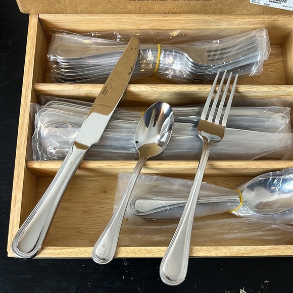 Pottery Barn Dining Pottery Barn Set Of 2 Caterers Box Flatware